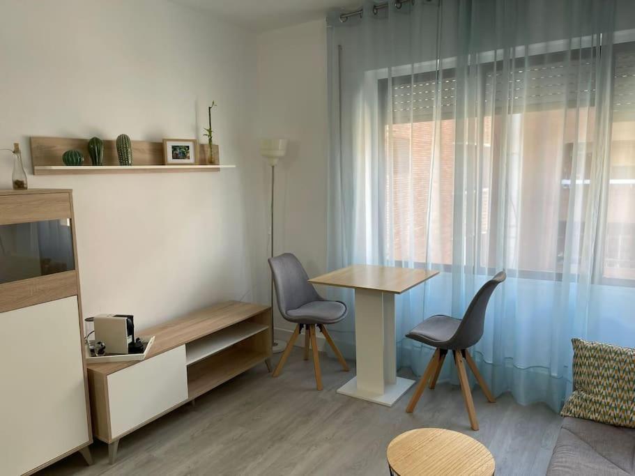 Oasis Plus Sevilla Exteriör bild